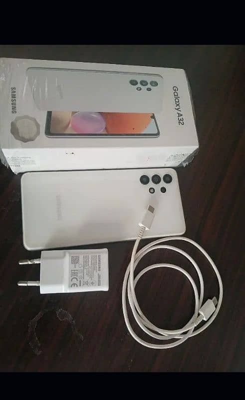 samsung a32 with complete box exchange possible 0