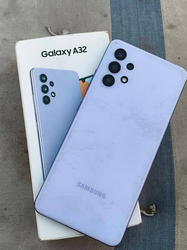 Samsung Galaxy A32 0