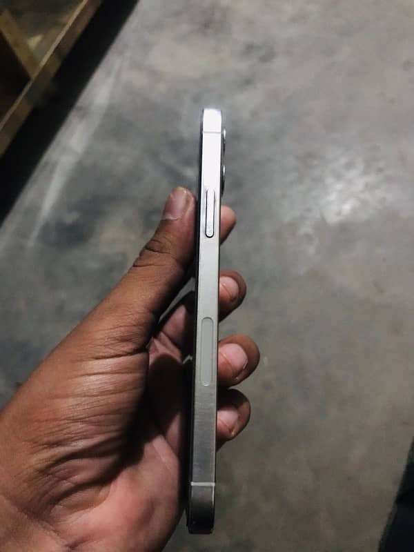 iphone 12 pro non pta 128g 10/10 condition 3