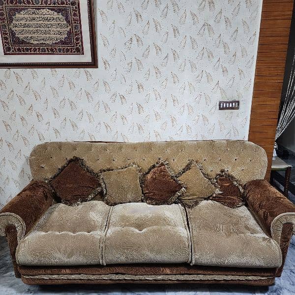 Beautiful 2 set of sofas for sale 1