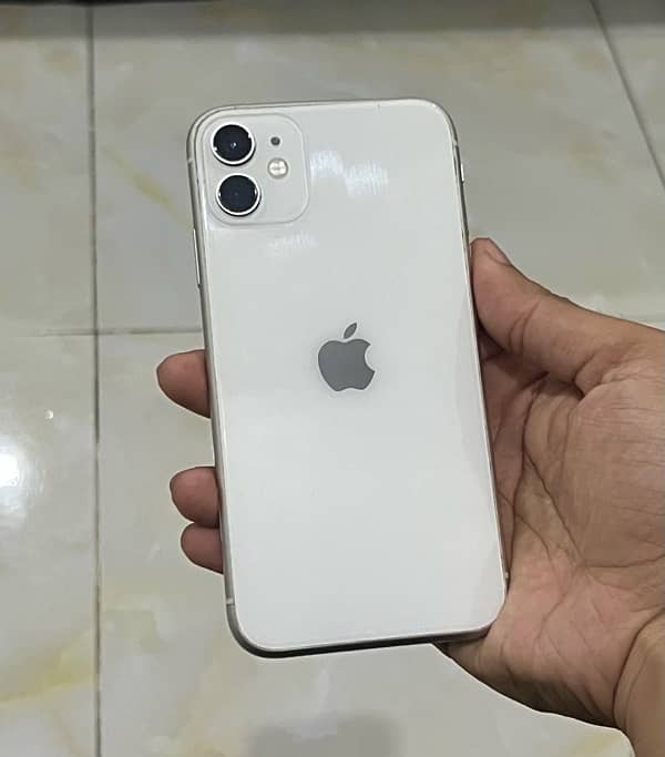 iPhone 11 128gb factory unlock white 2