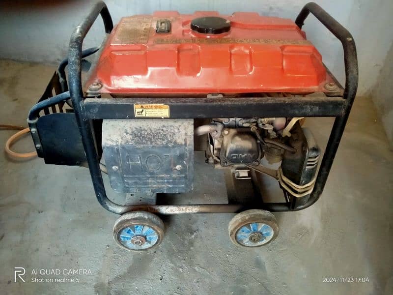 Used Loncin 2.5 kv generator  gas and petrol 2