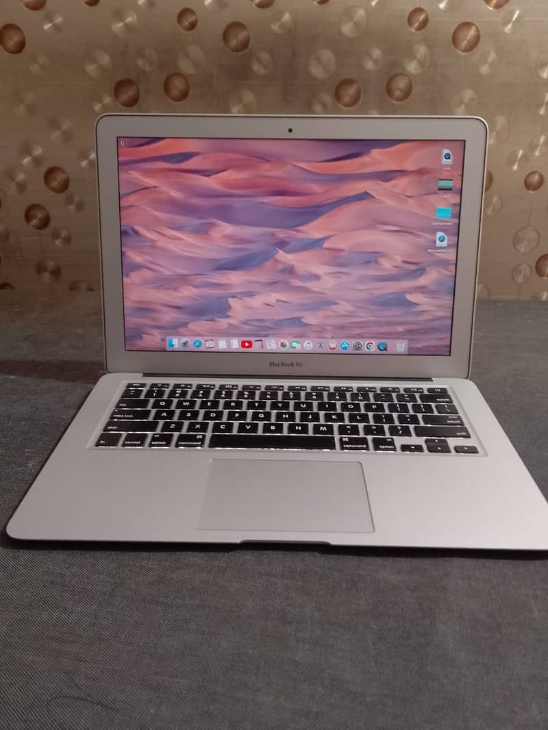 MacBook Air i7  256GB Good condition 10/10 All ok 2