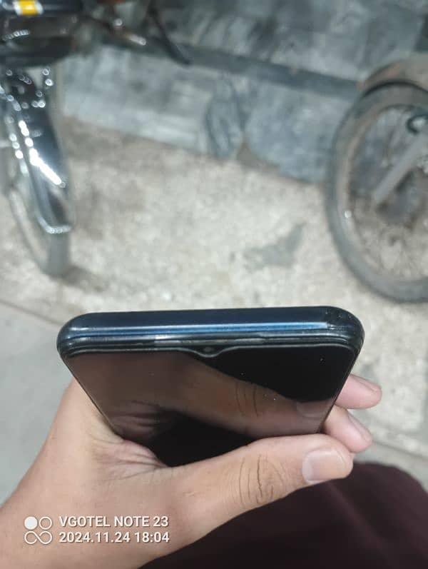 INFINIX HOT 10 PLAY 4 gb ram 64 gm room official pta approved Daba hai 6