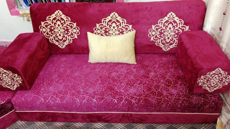 MAJLIS SOFA FOR SALE 0