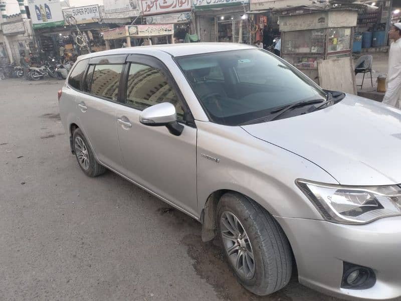 Toyota Corolla Fielder 2015/2018 8