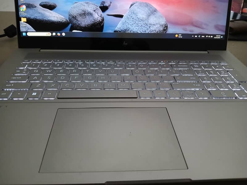 HP ENVY 17. i7, 12th Gen,Gaming Laptop 12