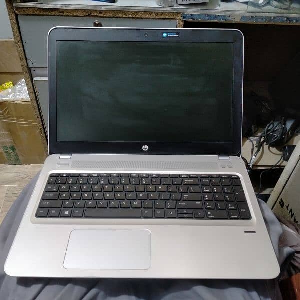 HP AMD 7th Generation Display 15.6 inch Numpad 8GB DDR4 256GB SSD 0