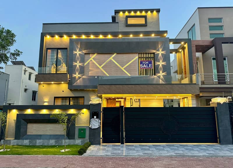 10 Marla Luxury Brand New Modren Style House Available For Sale In janipar Block Sector C Bahria Town Lahore 0