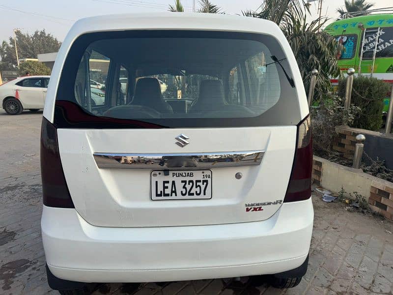 Suzuki Wagon R 2019 1