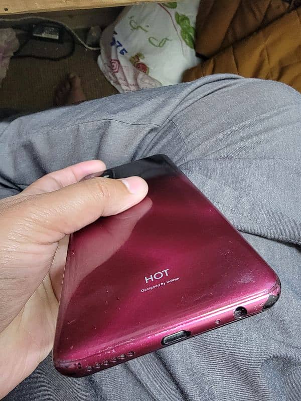 infinix hot 10 6/128 5