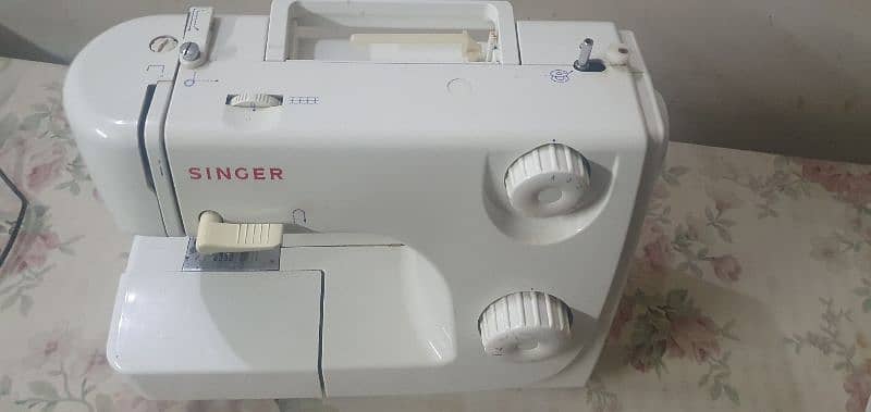 Singer 8280 Sewing machine 0