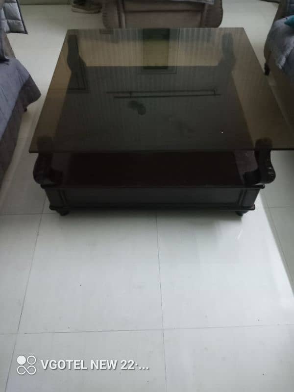 coffee table 0