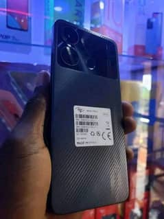 itel p40 4+4 128gb box charger Sath h