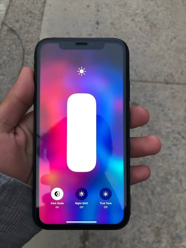 iphone xr b 2