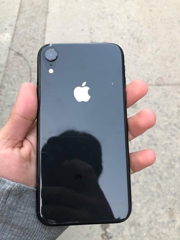 iphone xr b 13