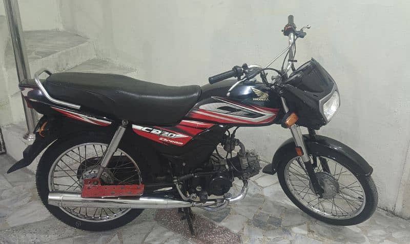 Honda CD70 dream 5