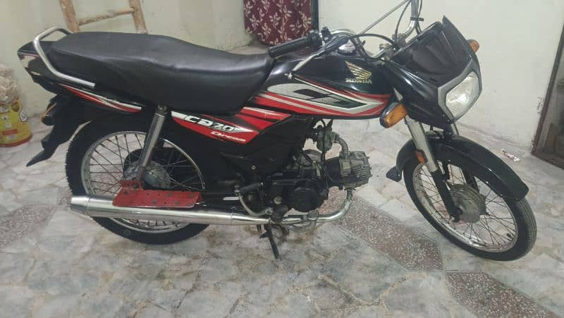 Honda CD70 dream 8