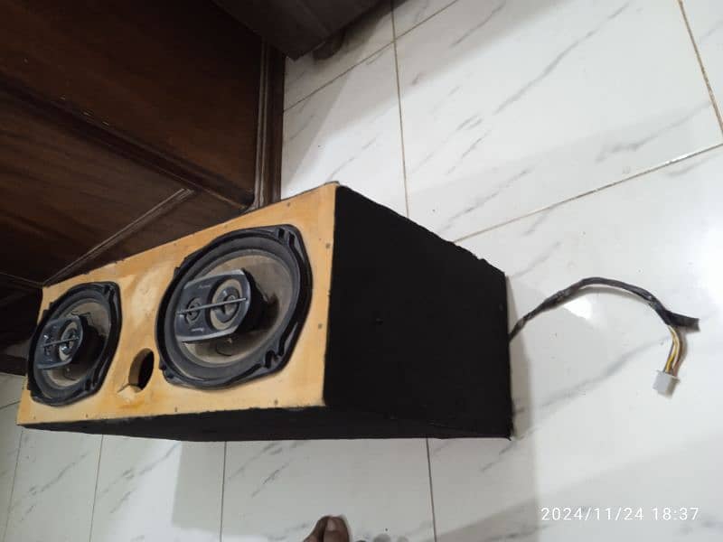 Original Pioneer Speakers With Box 2