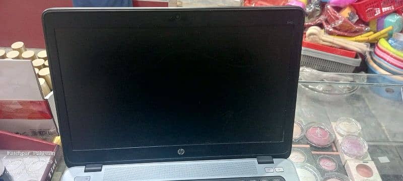 hp 840 4gb ram, 500gb hard, back light keyboard 2