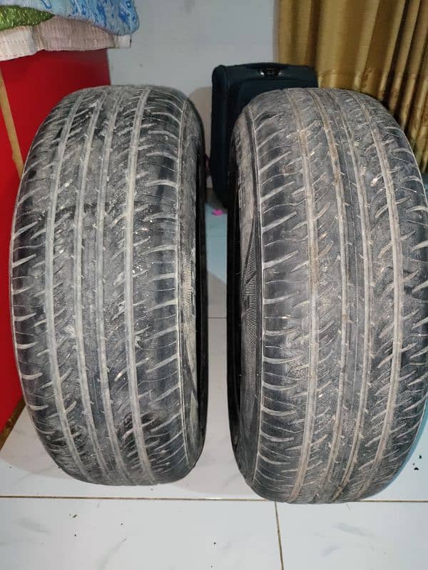 14/185 70R tyre ha used saaf condition ma ha 2