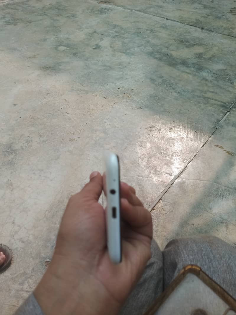 Tecno spark 6 go 1