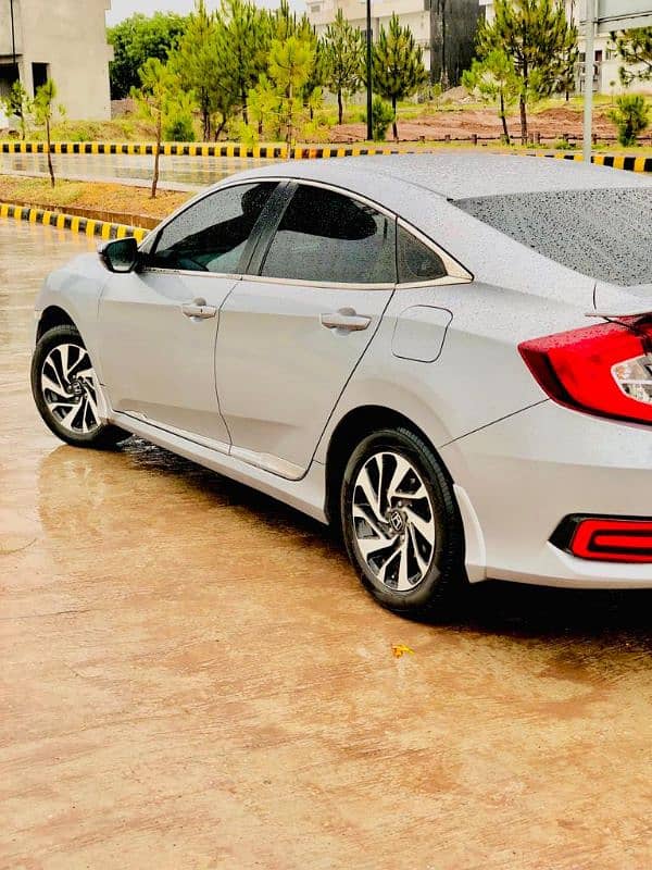 Honda Civic Oriel 2018 2