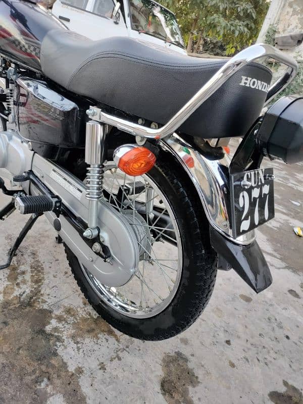 urgent sell cg 125 2024 lush condition 3