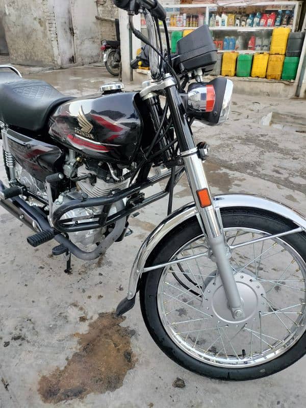 urgent sell cg 125 2024 lush condition 8