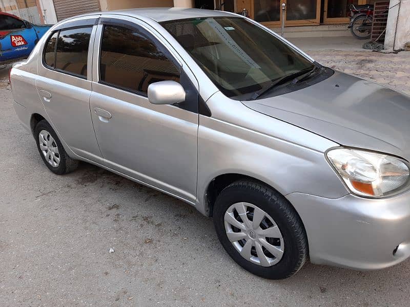 Toyota Platz 2003 17