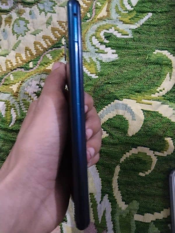 vivo y 11 32gb with box 0