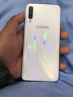 Samsung Galaxy A50, 4/128gb