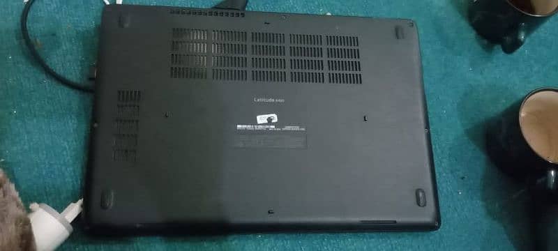 Dell Latitude i5 8gen for sale in sargodha 3