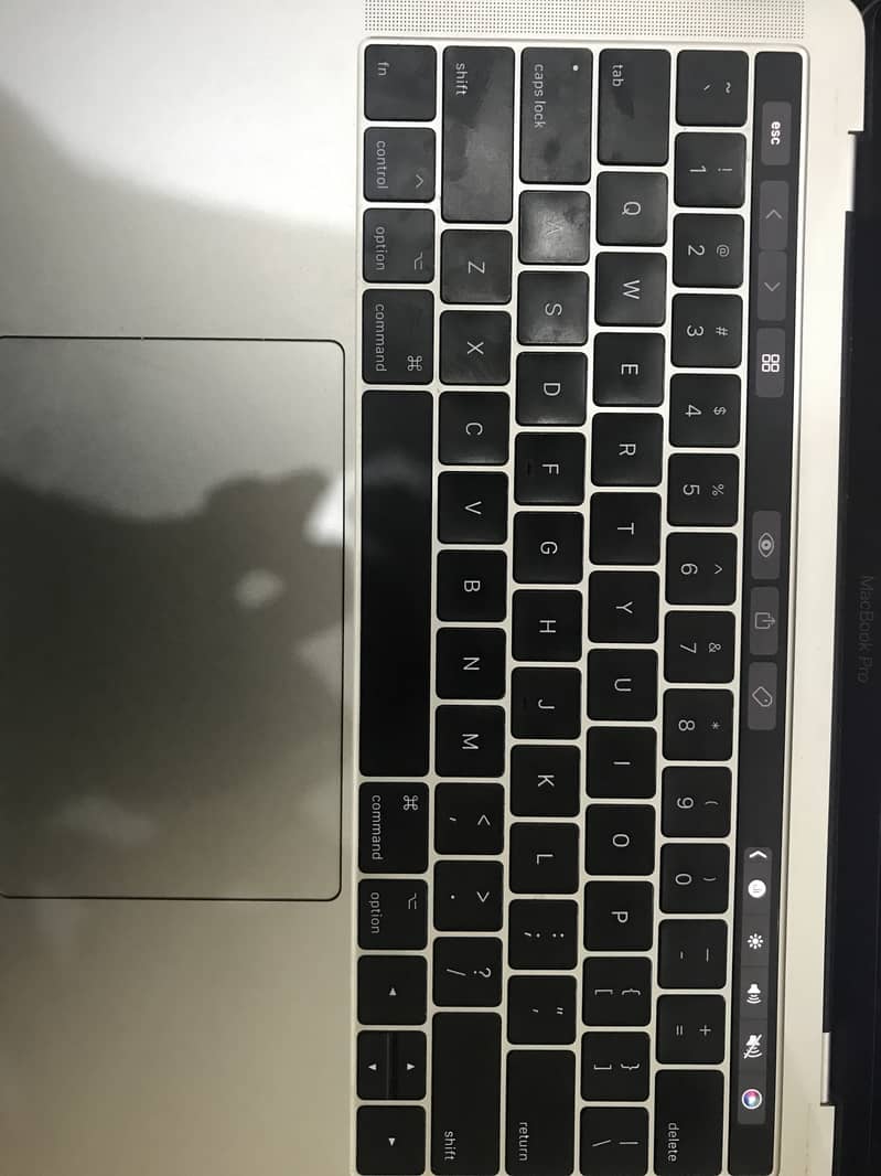 MacBook Pro 2017 core i5 13 inch 8/256 5