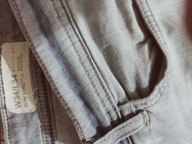 Men Jeans For Sale in Light Blue Color, Waist Size 34" 4