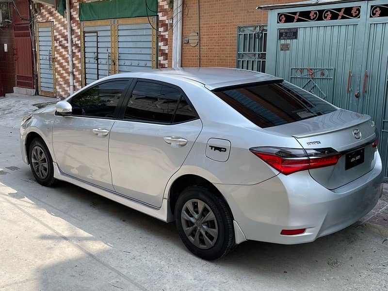 Toyota Corolla GLI 2018 18