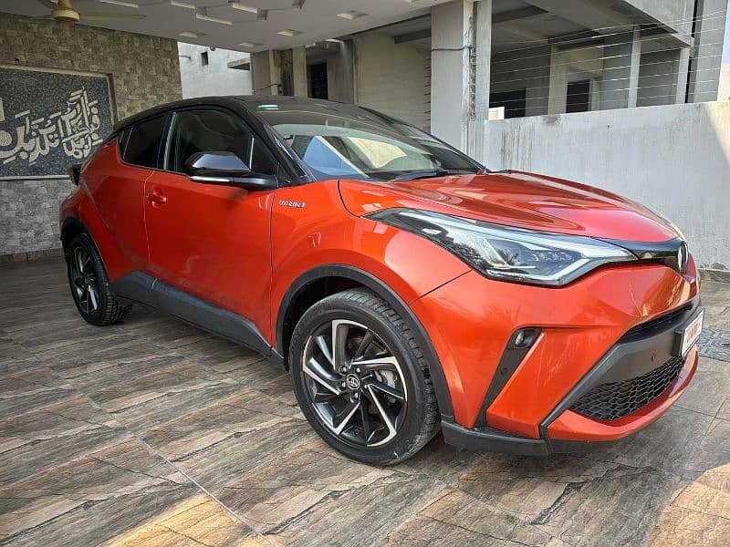 Toyota C-HR Hybrid Koba 2020 latest 3