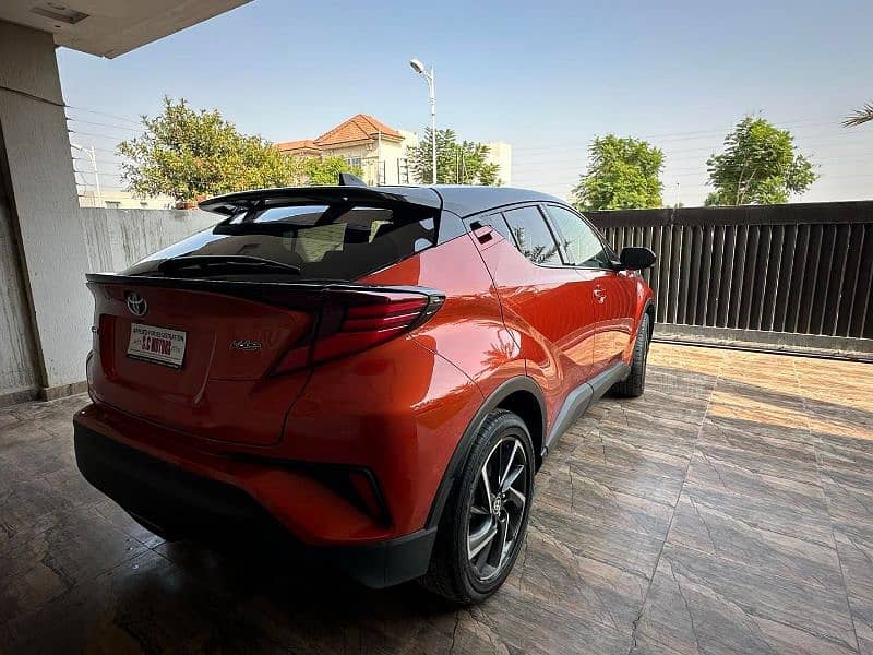 Toyota C-HR Hybrid Koba 2020 latest 4