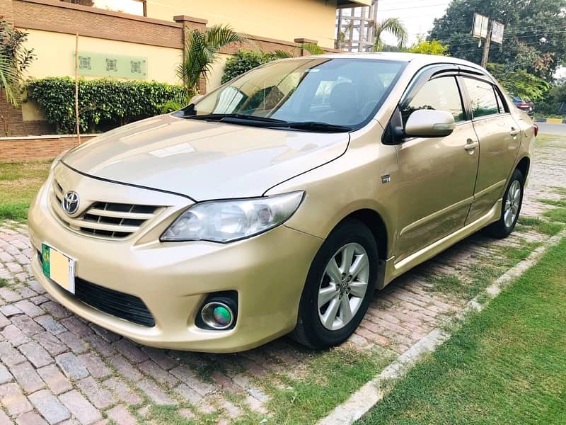 Toyota Corolla Altis 2011 3