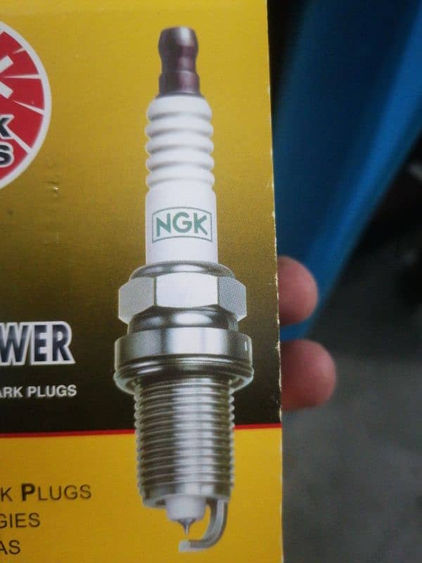 ORIGINAL  BAST  NGK SPARK PLUG. CO. /LTD. 4