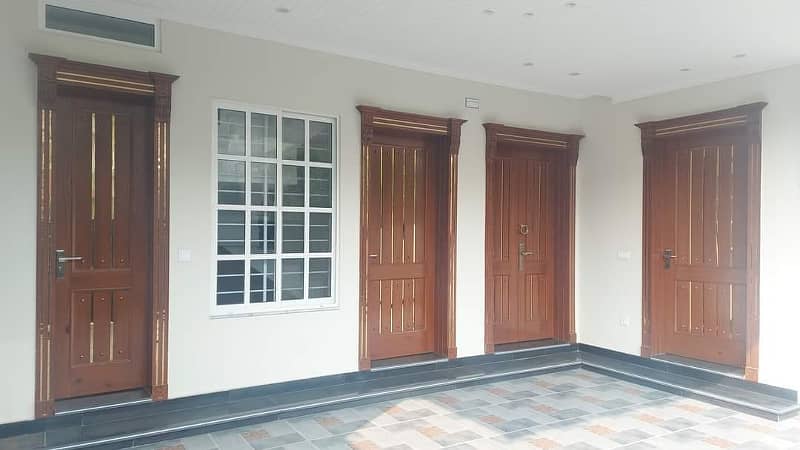 Tiles Floor 2 bed Portion Available For Rent in Gulraiz 13