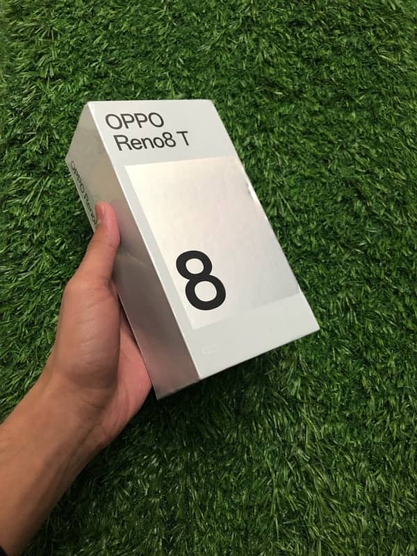 Oppo Reno 8t (8/256Gb) seal packed no open WhatsApp(03274117805) 0