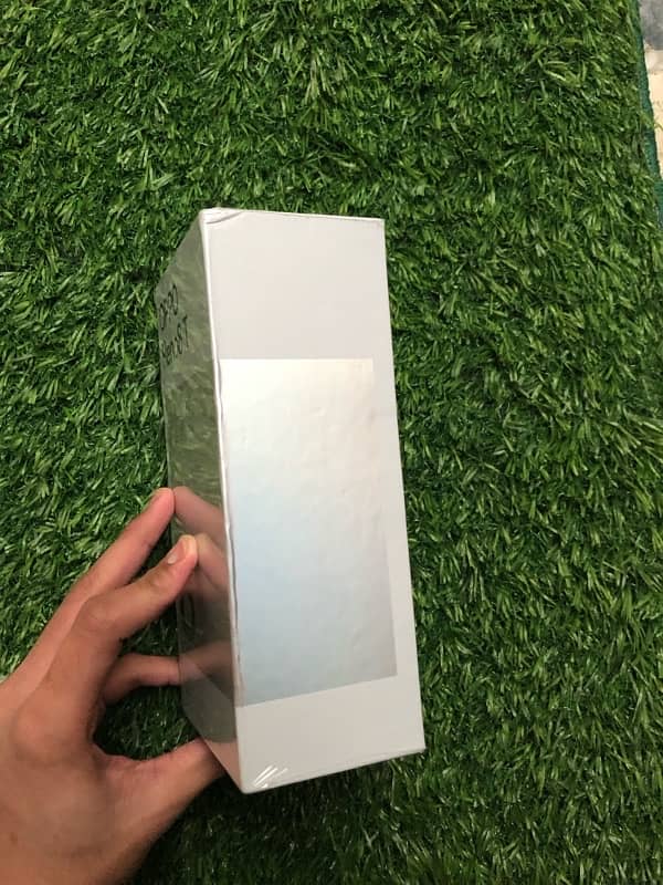 Oppo Reno 8t (8/256Gb) seal packed no open WhatsApp(03274117805) 2