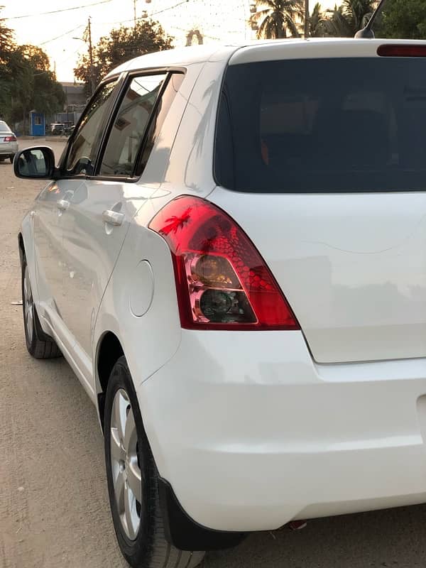 Suzuki Swift 2019 Dlx navigation Almost original body. 12