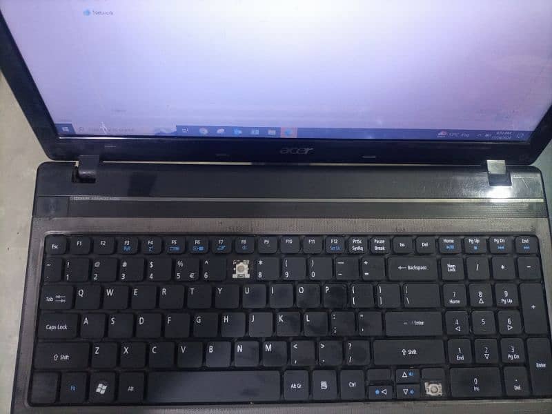 ACER ASPIRE 15 INCH LAPTOP 7