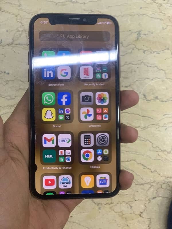 iphone xs gold 256 official pta approve 5