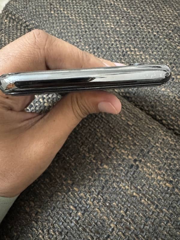 iPhone X 256 GB PTA Approved 3