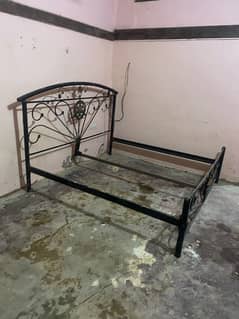 iron rod bed