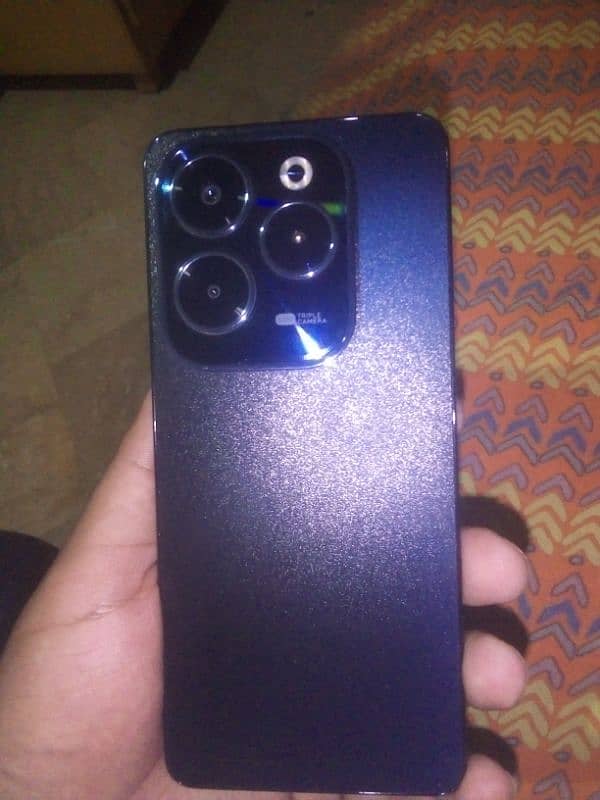 Infinix hot 40 8gb ram 128 gb rom 10by10 7months warenty 1