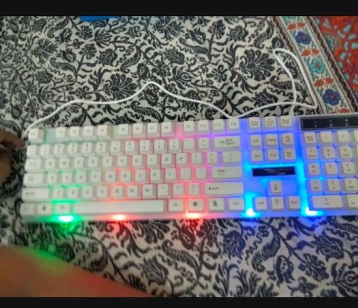 HS GAMING KEYBOARD 2